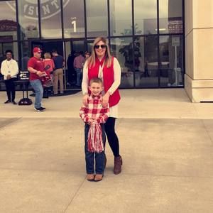 Meet your Posher, Kayla